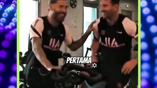 reuni 2 musuh bebuyutan