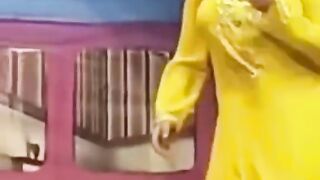 Dedar Multan @hot dance performance 🔥🔥🔥🔥🔥🔥🔥🙏 plz viral