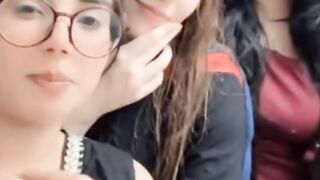 Funny Song for girls.