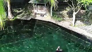 Kolam Renang Taman Batu Purwakarta
