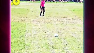 Tendangan Bebas Berkelas Dari Raja Tarkam 😱