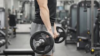 Proper Romanian deadlift