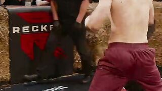 Плотные размены на TOP DOG 42! Драго VS Коуч. Смотри полное видео боя на канале