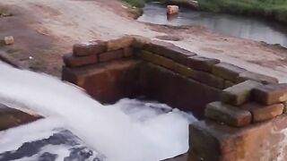 Old Technology Video Water Pamp