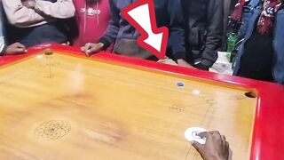 Exhalent carrom khele