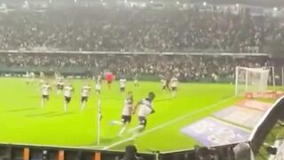 Ini pasti jadi salah satu selebrasi gol terburuk sepanjang masa.