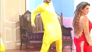 Hot 🥵🥵 dance performance 🔥 mujra masti video