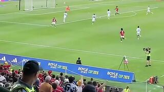 Goal Zirkzee