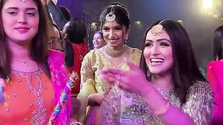 Weeding dance