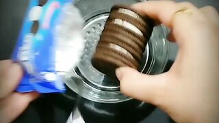 Oreo biscuits cake