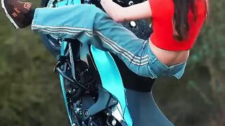 Insane Girl Motorcycle Skills 🤯🔥 | Sportbike 5