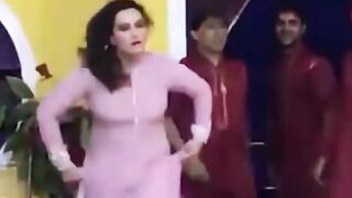Nargis betulful dance performance 🔥