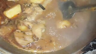 মাটির চুলায়  রান্না