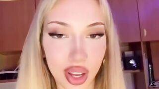 Hey! I'm Sophia 💋 9