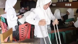 iseng kali buaya  ini