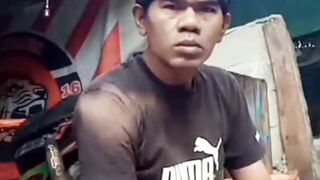 Kok Bisa otomatis ya kupas kelapa