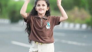 So cute little girl dance 2
