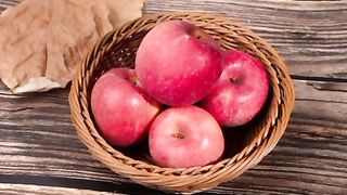 Apple. Ape