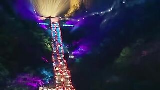 Pesona Negeri China Dengan Keindahan Gunung nya
