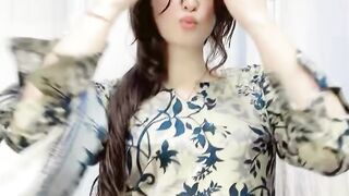 DO YOU LIKE ME