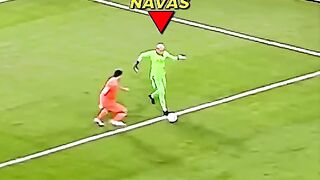Momen Tidak Biasa Penjaga Gawang 🤯💫