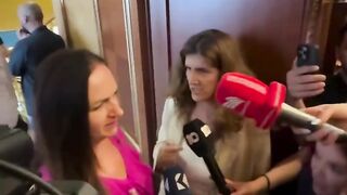 Fjalosje në mes deputeteve në kuvendin e Kosovës