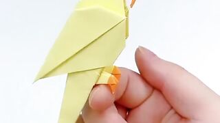 Teach you to make a paper bird in one minute