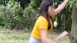 Di kirain gak ada orang