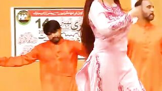 NAZLI Noor super cute video 💯 viral plz 2