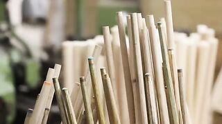 Stephen Hendry Visits The World's Greatest Snooker Cue Maker
