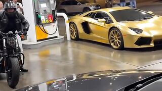 Police Reaction to This Lamborghini Escape Is Crazy! 😳 #shorts #police #subscribe