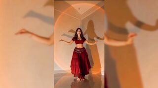 Indian Girl Zaira Meher Dance