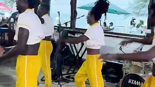 African acrobatic show 4