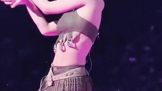 Momo Dancing On Feels