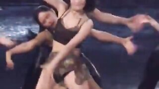 Momo Dancing 3