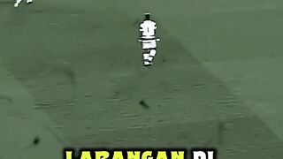 Bayangkan satu lapangan diisi oleh Messi dan Neymar lagi!