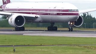 ✈️Boeing 777  Qatar Airways (Retro Livery) TakeOff