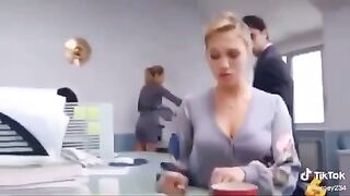 Когда будет Зарплата ????????????