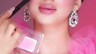 Glasses make-up the right 👍▶️👍👍