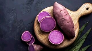Ubi Ungu. 紫薯. 紫芋. 자색 고구마.  Purple sweet potato. Фиолетовый батат. Фіолетова солодка картопля