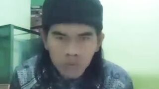 Dasar kucing ikut ikutan aja