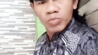 Kau hancur kan semuanya ani