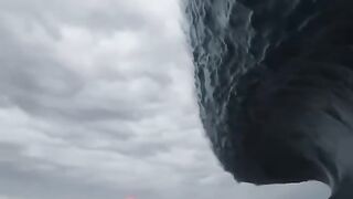 The planet's largest waves