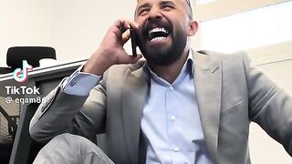 عهههه مضحك