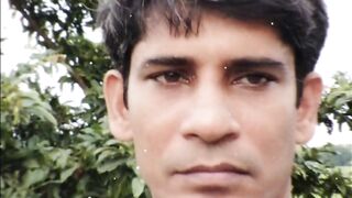 মানুষ প্রেমে পড়লে যা হয়