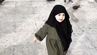 Little Angel in the Holy City of Makkah #makkah #cutebaby #ytshort #Islamicvideo