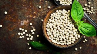 Lada Putih. White Pepper. 白胡椒. ホワイトペッパー. Білий перець. Белый перец. Weißer Pfeffer. Pimienta blanca