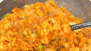 Bosan Nasi Gila Biasa? Cobain Topping Twister Ikan Super Gurih & Pedas Ini!