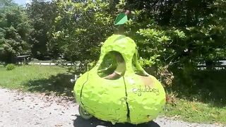 Driving A Pear