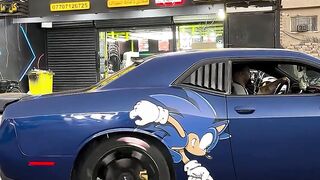 Sonic The Hedgehog Does A Burnout